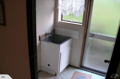 Photo of property in 2/19 Philson Terrace, Browns Bay, Auckland, 0630