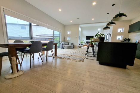 Photo of property in 42 Huarahi Pai Road, Huapai, Kumeu, 0810