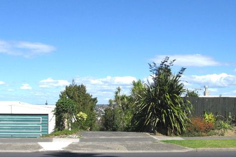 Photo of property in 2/78 Carlisle Road, Browns Bay, Auckland, 0632