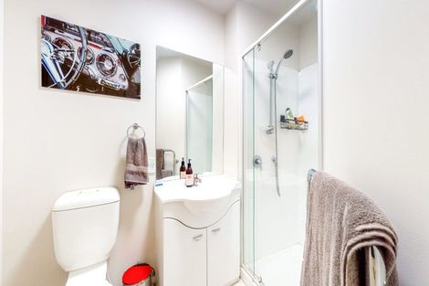 Photo of property in Atrium Towers, 6p/154 The Terrace, Wellington Central, Wellington, 6011