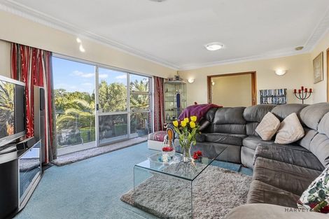 Photo of property in 6 Fairmount Road, Titirangi, Auckland, 0604