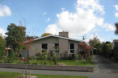 Photo of property in 2/69 Carruthers Street, Ilam, Christchurch, 8041