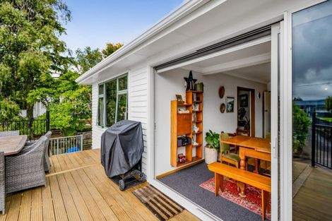 Photo of property in 8a Mahoe Street, Inglewood, 4330