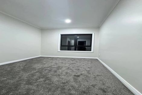 Photo of property in 78 Mcrobbie Road, Kingseat, Papakura, 2580