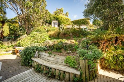 Photo of property in 113 Creswick Terrace, Northland, Wellington, 6012