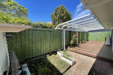 Photo of property in 53 Kaurilands Road, Titirangi, Auckland, 0604