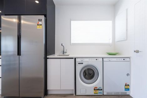 Photo of property in 3 Mount Albert Road, Mount Albert, Auckland, 1025