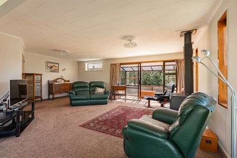 Photo of property in 15 Highgate, Milton, 9220