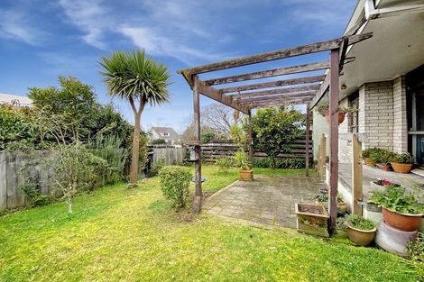 Photo of property in 16a Carter Drive, Pomare, Rotorua, 3015