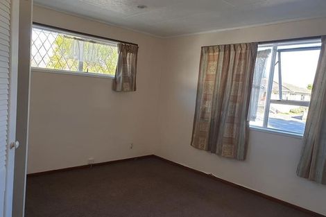 Photo of property in 21 Glennandrew Drive, Half Moon Bay, Auckland, 2012