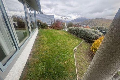 Photo of property in 95 Hensman Road, Queenstown, 9300