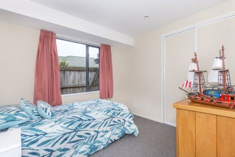 Photo of property in 25 Seascape Gardens, Bromley, Christchurch, 8062
