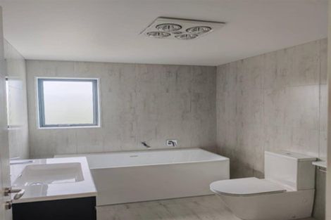 Photo of property in 8 Coopworth Street, Karaka, 2580