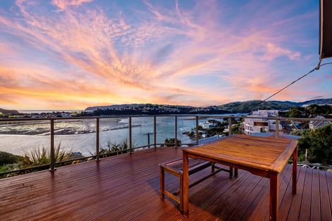 Photo of property in 61 Bayview Road, Paremata, Porirua, 5024