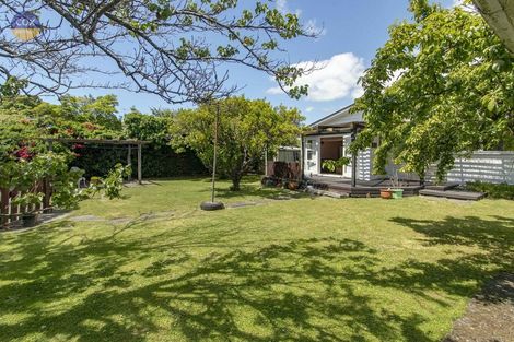 Photo of property in 16 Osier Road, Greenmeadows, Napier, 4112