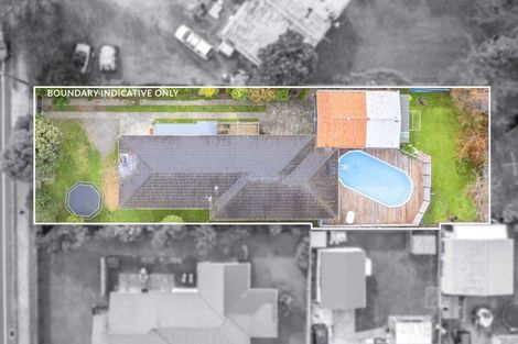 Photo of property in 14 Walton Road, Paraparaumu Beach, Paraparaumu, 5032