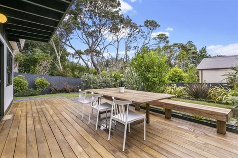 Photo of property in 3/6 Le Roy Terrace, Birkenhead, Auckland, 0626
