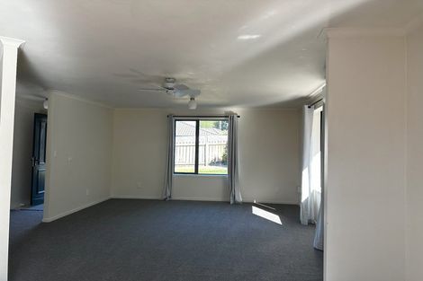 Photo of property in 13 Les Fisher Place, Pukekohe, 2120