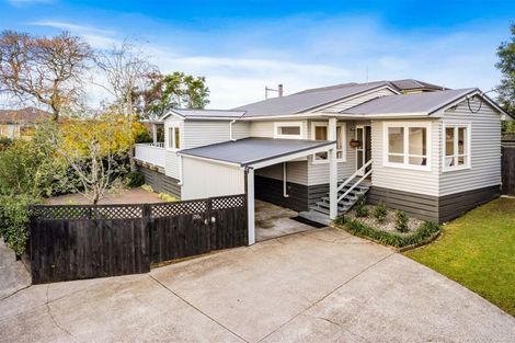 Photo of property in 26a Exmouth Road, Northcote, Auckland, 0627