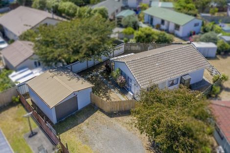 Photo of property in 9a Rodney Grove, Paraparaumu, 5032