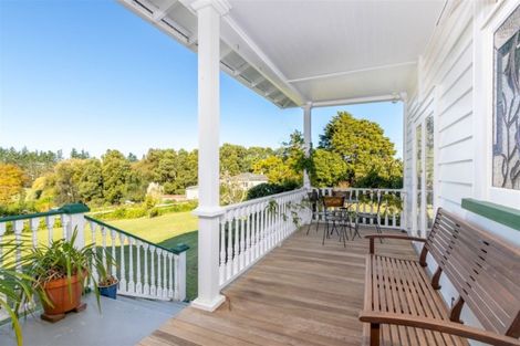 Photo of property in 102 Matua Road, Huapai, Kumeu, 0810