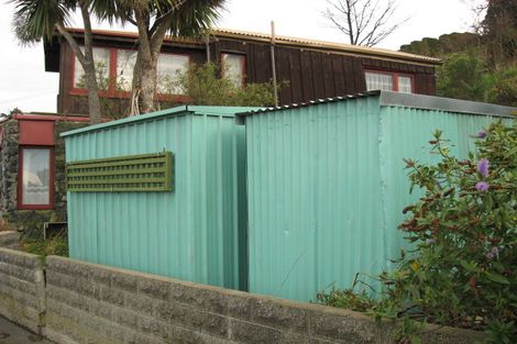 Photo of property in 221 Ravensbourne Road, Ravensbourne, Dunedin, 9022