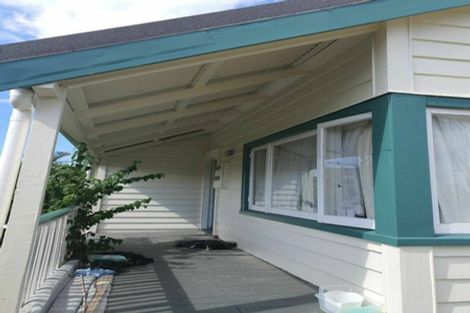 Photo of property in 135 Astley Avenue, New Lynn, Auckland, 0600