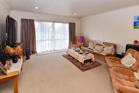 Photo of property in 8a Beach Road, Pahurehure, Papakura, 2113