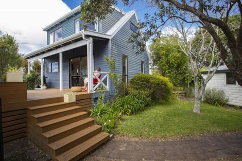 Photo of property in 6 Cheviot Street, Mangawhai Heads, Mangawhai, 0505
