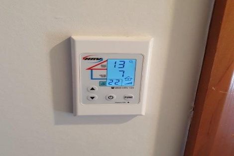 Photo of property in 158 Stokes Valley Road, Stokes Valley, Lower Hutt, 5019