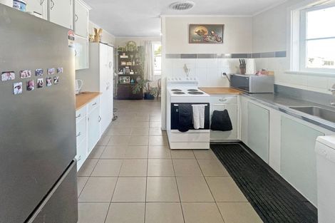 Photo of property in 11 Otore Street, Marton, 4710