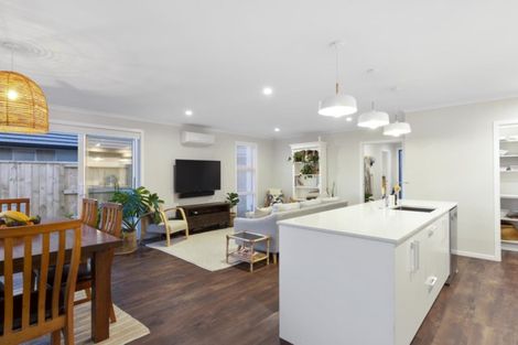 Photo of property in 11 Monaro Place, Papamoa, 3118