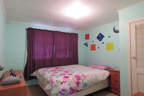 Photo of property in 16 Stratford Drive, Cable Bay, 0420