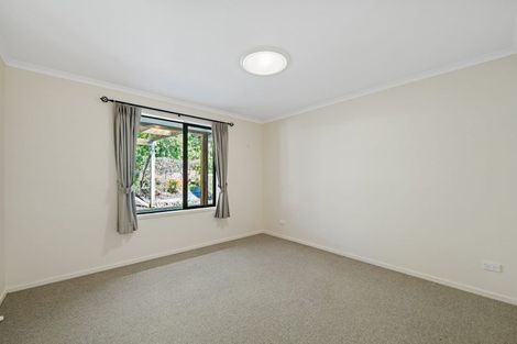 Photo of property in 58 Arrowsmith Road, Waitakere, Henderson, 0782