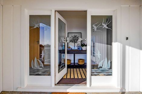 Photo of property in 39 Cameron Street, New Plymouth, 4310