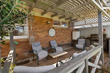 Photo of property in 50 Collins Road, Melville, Hamilton, 3206