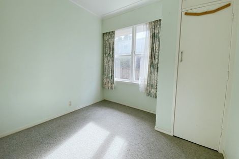 Photo of property in 14 Meadowvale Avenue, Forrest Hill, Auckland, 0620