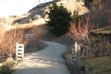 Photo of property in 15 Mcchesney Road, Arthurs Point, Queenstown, 9371