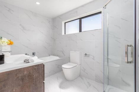 Photo of property in 18 Kano Way, Hobsonville, Auckland, 0616