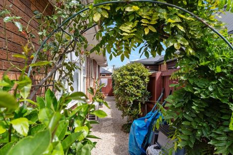 Photo of property in 3/35 Avonhead Road, Avonhead, Christchurch, 8042