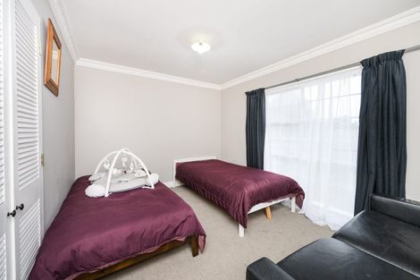 Photo of property in 6 Grange Place, Milson, Palmerston North, 4414