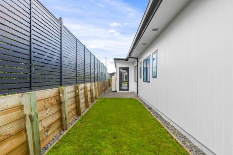 Photo of property in 33 Ngaru Crescent, Wharewaka, Taupo, 3330