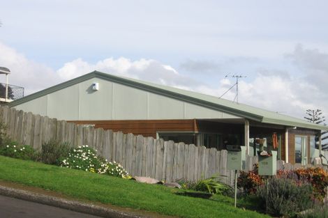 Photo of property in 10a Brooke Road, Red Hill, Papakura, 2110