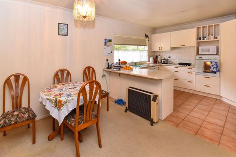 Photo of property in 8a Beach Road, Pahurehure, Papakura, 2113