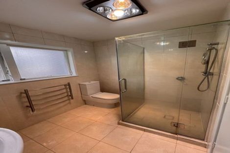 Photo of property in 30 Velma Road, Hillcrest, Auckland, 0627