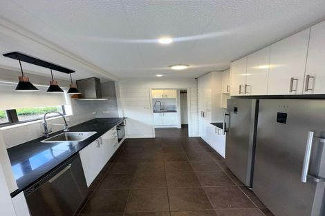 Photo of property in 4 Rotoma Rise, Clover Park, Auckland, 2019