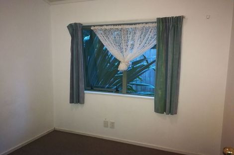 Photo of property in 9 Silverstone Place, Henderson, Auckland, 0612