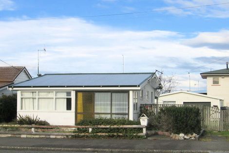 Photo of property in 58 Charles Street, Westshore, Napier, 4110