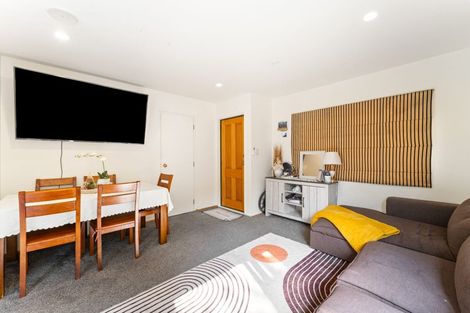 Photo of property in 59k Astley Avenue, New Lynn, Auckland, 0600