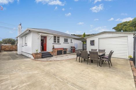 Photo of property in 19 Parkers Road, Tahunanui, Nelson, 7011